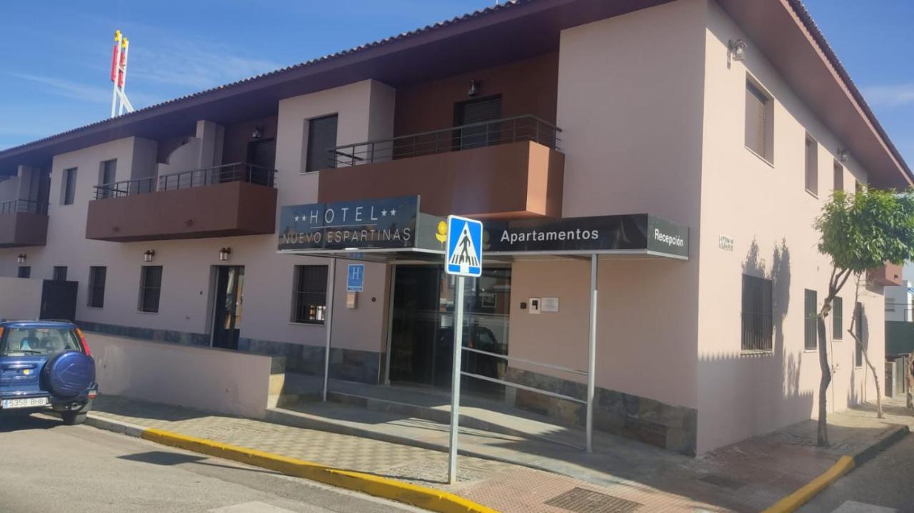Hotel Nuevo Espartinas Extérieur photo