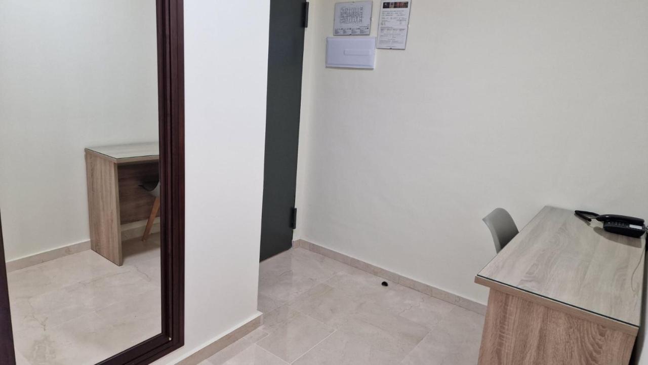 Hotel Nuevo Espartinas Extérieur photo